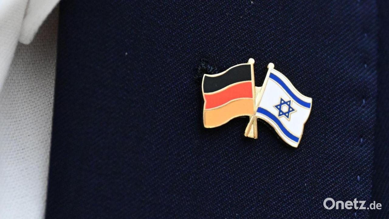 Angriff wegen Israel-Anstecker? Verdächtiger in Klinik