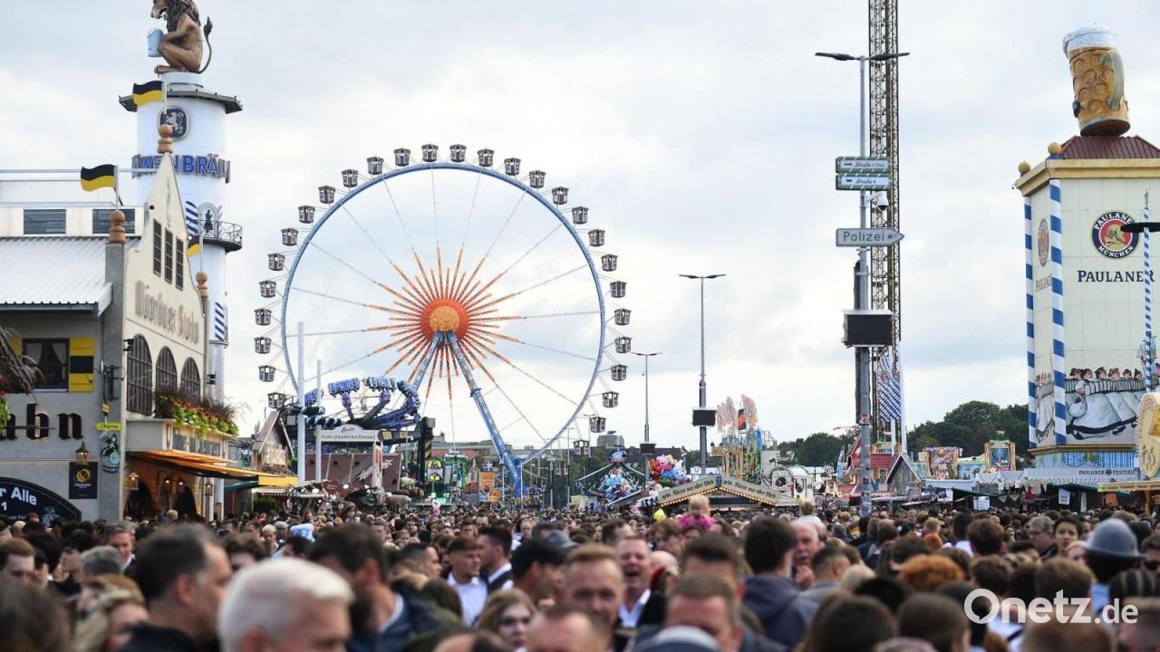 Wiesn-Kuriosa: Flöhe als Artisten und Turbo-Rolltreppen
