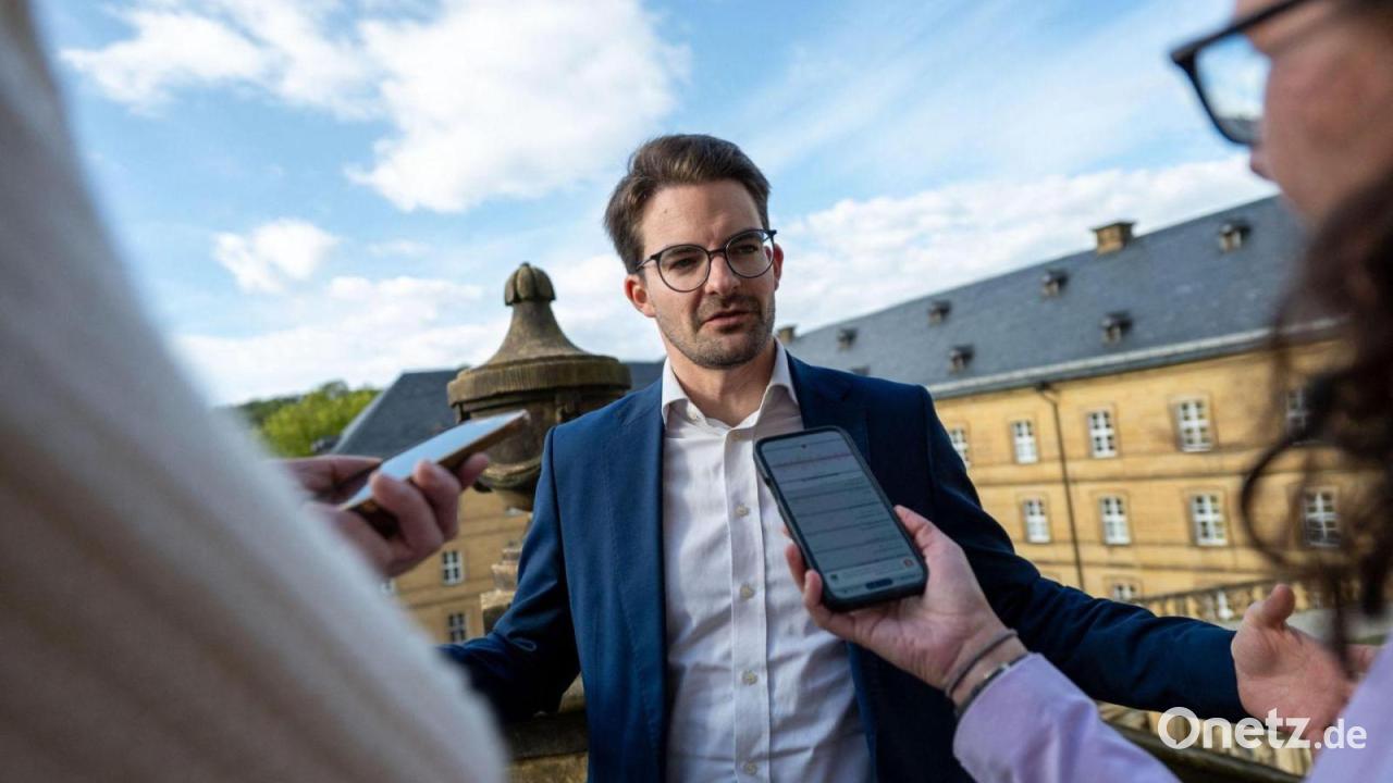 Minister Knoll: Brauchen Jugend zum Schutz der Demokratie