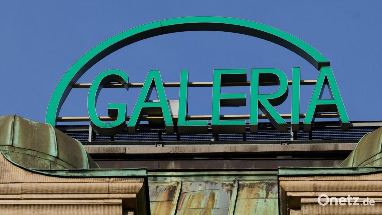Expert sees future for Galeria - | with fewer locations
