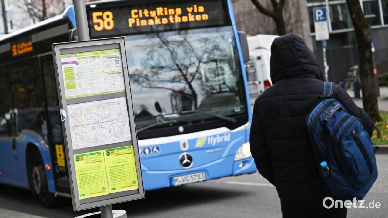 Bus- und Bahnnetz auf 682 Millionen Kilometer erweitert