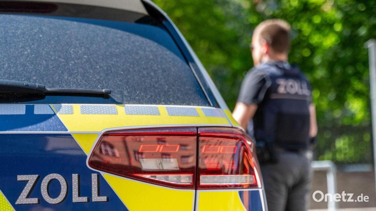 Zoll durchsucht 16 Objekte - sieben Verdächtige in U-Haft