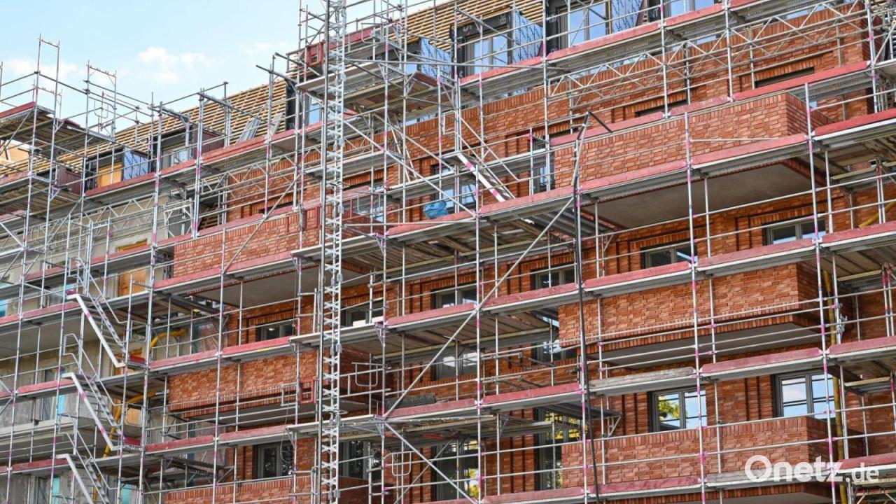 Sondersitzung zur Vergesellschaftung von Wohnungen