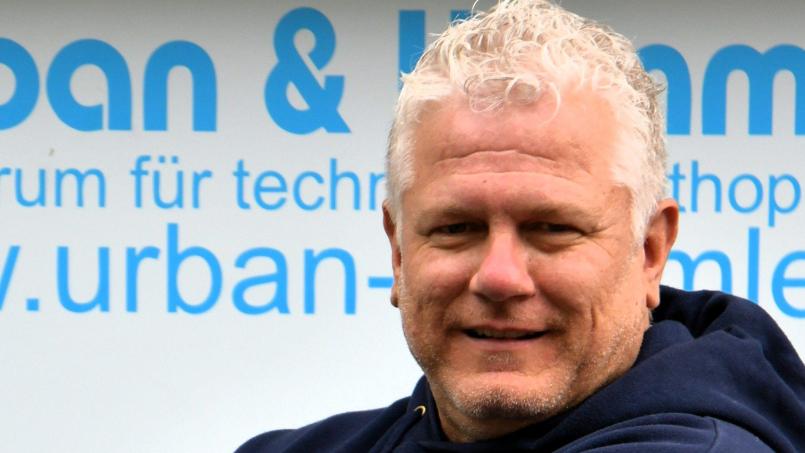 Archivbild: Dagmar Nachtigall
Sportdirektor Rüdiger Hügel kritisierte die kurzfristige Spielabsage für die SpVgg SV Weiden beim ASV Neumarkt scharf.