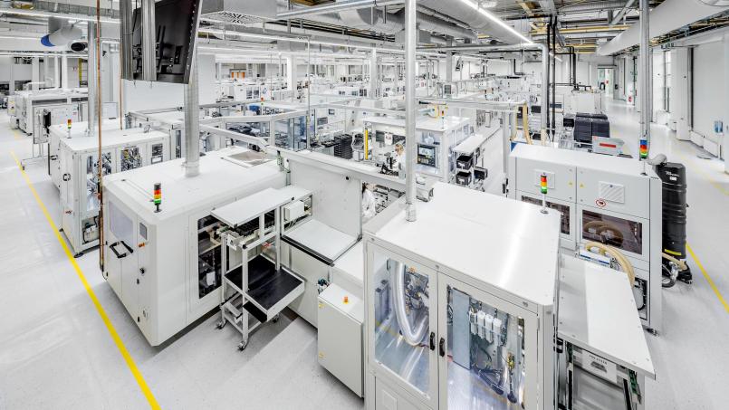 Archivbild: ZF
Ein Blick in die Produktion von ZF Auerbach: Hier werden unter anderem die „Gehirne“ der Elektroantriebe – die Leistungselektronik – entwickelt. Dafür ist der Inverter die wesentliche Komponente.