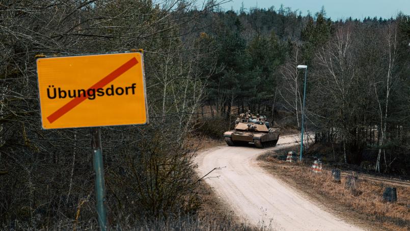 Archivbild: Sgt. Scyrrus Corregidor
Übungsdorf endet hier: Das Bild stammt aus dem Februar 2026, als die letzte Combined-Resolve-Übung in Hohenfels stattgefunden hat.