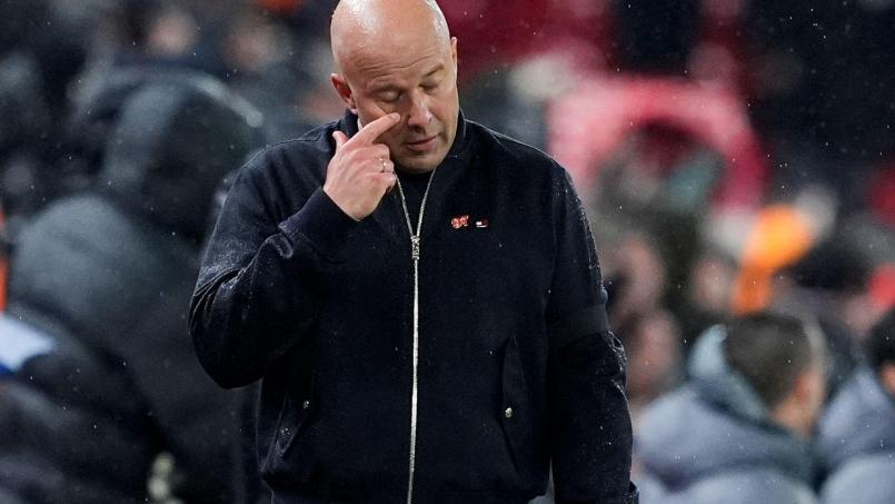 Bild: Peter Byrne/PA Wire/dpa
Arne Slot muss den FC Liverpool verlassen.