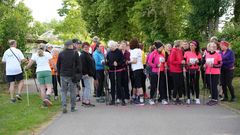 Bild: Laura Kohl
Die größte Breitensportveranstaltung im Landkreis Schwandorf, an der auch Walkerinnen und Walker an den Start gehen, fällt der großen Hitze am Samstag zum Opfer. Ein Ersatztermin im Herbst ist in Planung.