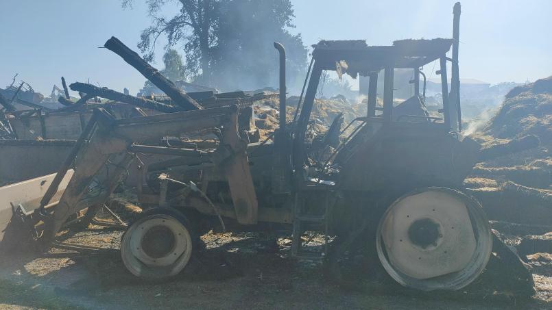 Archivbild: Lisa Sebald
Das Feuer, das am 29. Juli auf einem landwirtschaftlichen Anwesen in Unterbibrach (Gemeinde Vorbach) großen Schaden anrichtete, wurde mit größter Wahrscheinlichkeit durch einen technischen Defekt an einem Traktor verursacht.