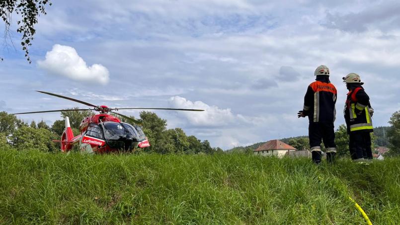 Symbolbild: Jürgen Leißner
Zwei Personen wurden bei der Verpuffung in Gleiritsch so schwer verletzt, dass sie mit Verbrennungen dritten Grades per Rettungshubschrauber in die Klinik gebracht wurden.