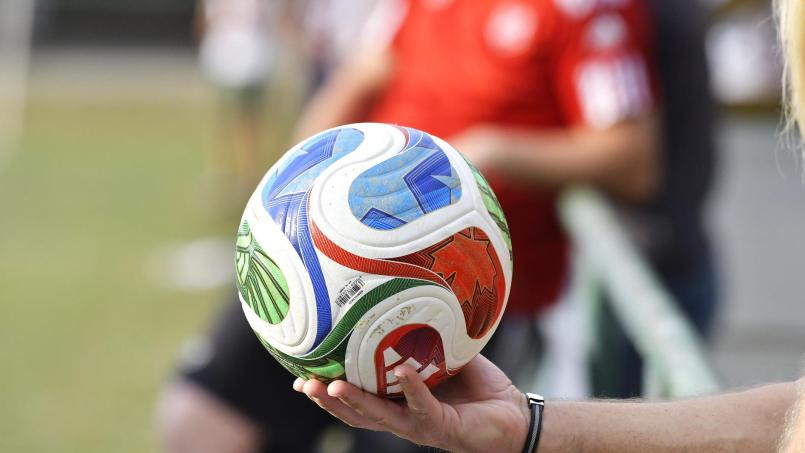 Bild: Hubert Ziegler
Der Fußball und all seine Emotionen: Nach dem Derby in der Kreisklasse Süd im Kreis Cham/Schwandorf stand der Sport nicht mehr im Mittelpunkt.