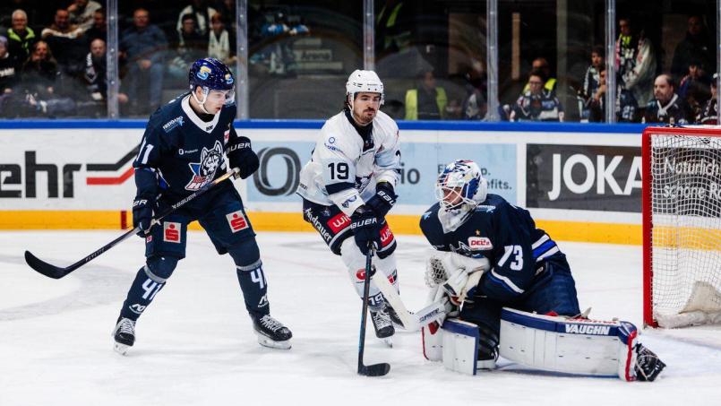 Bild: Jan-Malte Diekmann
Alex-Olivier Voyer und die Blue Devils Weiden haben das Auswärtsspiel bei den Kassel Huskies am Freitagabend mit einer starken Leistung völlig verdient mit 5:1 gewonnen.