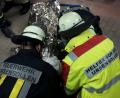 Feuerwehr und Helfer vor Ort arbeiten in Ursensollen hervorragend zusammen. Bild: ssi
