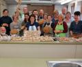 Semmel- und Broternte beim Sauerteig-Backkurs der Öko-Modellregion. Außerdem nehmen die Teilnehmer  einfache Rezepte und neue Anregungen für die gesunde Ernährung mit.