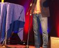 "Matuschke" alias Matthias Matuschik deckte die Eigenheiten unserer Gesellschaft im Kastler Kirwazelt gnadenlos auf.	Bild: jp