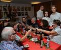 Schon unsere Ahnen wussten einen guten Tropfen Wein zu schätzen. Bei der Vohenstraußer Stützpunktwehr kommen am Kirchweihsamstag alljährliche gute Tropfen aus Rheinhessen auf den Tisch.