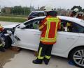Wird der Rettungsspreizer bei einem Fahrzeug mit Alu-Karosse angesetzt, ist auf  besondere Geräteführung zu achten. Aluminium reißt schnell ein. 	Bilder: mde (5)