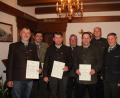 Diese Waidmänner wurden für ihre langjährige Mitgliedschaft in der Kreisgruppe Oberviechtach geehrt: (von links) Hans Decker, Hans Högerl, Michael Ebnet jun., Walter Wölfel, Alois Hanauer, Josef Dirnberger und Michael Ebnet sen..	 Bild: frd