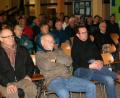Zur Versammlung in die Aula der Jobst-vom-Brandt-Schule kamen am Montagabend 47 interessierte Bürger. Viele Fragen stellten die Anwesenden dabei jedoch nicht. 	Bild: fpoz