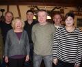 Bürgermeister Alfred Stier (von links) gratulierte dem Vorstandsteam mit Helmut Thanner, Renate Brunner, Siegmund Mages, Vorsitzendem Markus Fichtner, Thomas Haubner und Anja Mages zur Wahl. 	Bilder: kro (2)