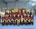 Die Tänzerinnen der Mittelschule Vilseck mit Lehrern, Betreuern und Bürgermeister Hans-Martin Schertl (links). 	Bild: khg