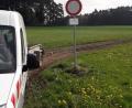 "Durchfahrt verboten" heißt es ab sofort an Wendewegen nördlich von Naslitz. Nur zur Bewirtschaftung der landwirtschaftlich genutzten Flächen ist die Zufahrt erlaubt. 	Bild: br