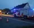 Um eine Gefährdung durch die rutschige Spur für die Verkehrsteilnehmer auszuschließen, wurden auch vereinzelt Straßenbereiche gesperrt.