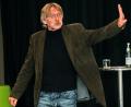 Wolf Butter kommt diesmal ohne Goethe und Shakespeare aus.  	Bild: Hartl