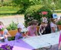 Sag's durch die Blume. Der Obst- und Gartenbauverein lädt die Flosser Kinder zum Muttertagsbasteln ein.  	Bild: le