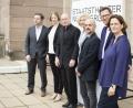 Bild: Staatstheater Nürnberg
Das neue Staatstheater-Team (von links): Jan Philipp Gloger, Joana Mallwitz, Jens-Daniel Herzog, Prof. Dr. Julia Lehner, Goyo Montero, Christian Ruppert und Anja Sparberg.