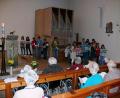 Die Senioren des Alten- und Pflegeheimes St. Martin freuten sich über die von den Firmlingen und der Flötengruppe gestaltete Maiandacht. 	Bild: kgg