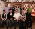 Das neue Vorstandsteam der Kolpingsfamilie Friedenfels: Erstem Vorsitzenden Reiner Gärtner (vorne, Dritter von links) und zweitem Vorsitzenden Helmut Schaumberger (vorne, Zweiter von links) steht ein erfahrenes Team zur Seite.	Bild: bsc