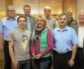 Bild: Hirsch
Robert Fichtlscherer, Felix Sailer, Martin Prey, Heidi Eckl, Wolfgang Nowak, Alfred Damm, Wolfgang Wacker und Arnold Kimmerl (von links) bilden den neuen Kreisvorstand der ÖDP.