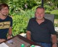Bild: jr
Die beiden SPD-Markträte Wolfgang Pötzl (links) und Edgar Wenisch sehen die Gemeinde in der Pflicht, schnell zu handeln, um die Bürger vor weiteren Überschwemmungen zu schützen.
