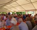 Bild: bk
Das Sommerfest der Siedlergemeinschaft ist gut besucht. Das Festzelt ist voll.