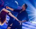 Bild: Rolf Vennenbernd/dpa
Model Barbara Meier und Profitänzer Sergiu Luca tanzen im Halbfinale der RTL-Tanzshow  "Let's Dance".