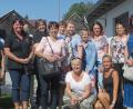 Bild: exb
Bürgermeister Josef Schmidkonz (Zweiter von links), Kindergartenleiterin Irida Haberkorn (Dritte von links) und Dolmetscherin Lucie Mantel (links) begrüßten die 25 tschechischen Damen.