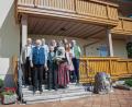 Bild: cfd
Auch Dritte Bürgermeisterin Heidi Eckl gratulierte Anton Kreckl zum 90. Geburtstag. Umgeben von seiner großen Familie freute sich der Rentner auf die anschließende Feier.