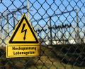 Bild: Hösamer
Das Umspannwerk Schwandorf wird umgebaut. Büchelkühner hoffen, dass in diesem Zusammenhang Strommasten verlegt werden - weiter weg vom Dorf.