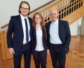 Bild: exb
Drei mit Lorbeer: (von links) Christian Ehrhoff, Clara Klug und Martin Härtl.