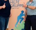Bild: Petra Hartl
Daumen hoch für eine neue Parkinson-Selbsthilfegruppe, die Wolfgang Weiß in Amberg gründen will. Unterstützt wird er zum Start von  Kerstin Bauer von der Kontaktstelle der Stadt für solche Initiativen.