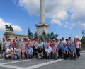 Bild: do
Die Ungarnfahrt der Krieger- und Soldatenkameradschaft Speinshart wurde für die Reiseteilnehmer zu einem einmaligen Erlebnis. Unser Bild zeigt die Reisegruppe am Heldenplatz in Budapest.