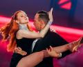 Bild: Rolf Vennenbernd, dpa
Barbara Meier und Profitänzer Sergiu Luca  im Finale der RTL-Tanzshow "Let's Dance".