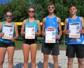 Bild: Spies, Gerd
Die Oberpfalzmeister im Beachvolleyball: Samira Winkler (von links), Lotta Weiß, Julian Zoll und Marco Nanka.