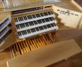 Bild: hbl
Das Cockpit der Neustädter Jann-Orgel. Interessierte können das Instrument am Samstag ausprobieren.