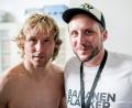 Bild: Beitrag, Externer [EXB] (kontakt@oberpfalznetz.de)
Mitorganisator Ben Rückerl (rechts) freut sich über einen großen Benefizerlös und ein Foto mit Pavel Nedved nach dem Spiel.