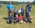 Bild: exb
Dank des besseren Torverhältnisses gewannen die Nachwuchsfußballer des 1. FC Schmidgaden den Raiffeisencup in Schwarzenfeld.