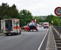 Bild: Jürgen Masching
Nach einem Unfall auf der B16 mussten eine junge Frau und ein Kleinkind mit dem Hubschrauber in die Klinik geflogen werden.