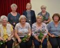Bild: dob
Bezirksvorsitzende Martha Bauer (hinten, Mitte) verabschiedet Ingrid Voitenleitner, Rita Bäumler, Roswitha Sier, Bettina Wildenauer, Martha Simacek und Anna Plank (von links) aus dem Frauenbund-Vorstand.