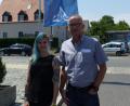 Bild: Völkl
Marketingleiter Walter Schöpf und seine Kollegin Jasmin Sorgenfrei nehmen 80 Jahre Flachglas zum Anlass, um über Investitionen und Objekte zu informieren.